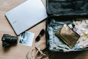 Read more about the article Tre tips til hvad du skal huske at pakke i din indcheckede kuffert